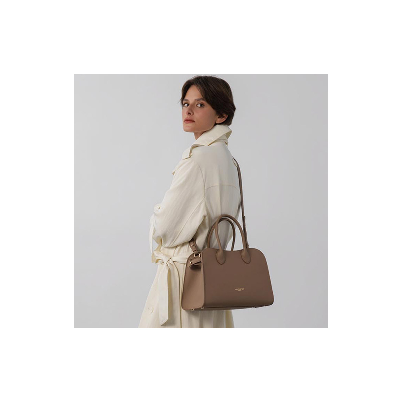 Lancaster Donna Hopper Sac Porté Main En Cuir Lisse 531-121 Praline