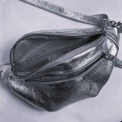 Shiny Leather Banana Bag Farfouillette