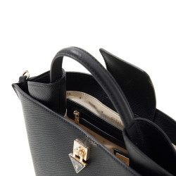 Guess Patsie Mini Sac A Main Black ouvert