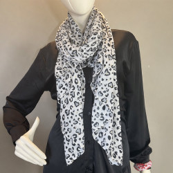 Farfouillette Leopard Elegance Scarf With Leopard Patterns Grey Gold