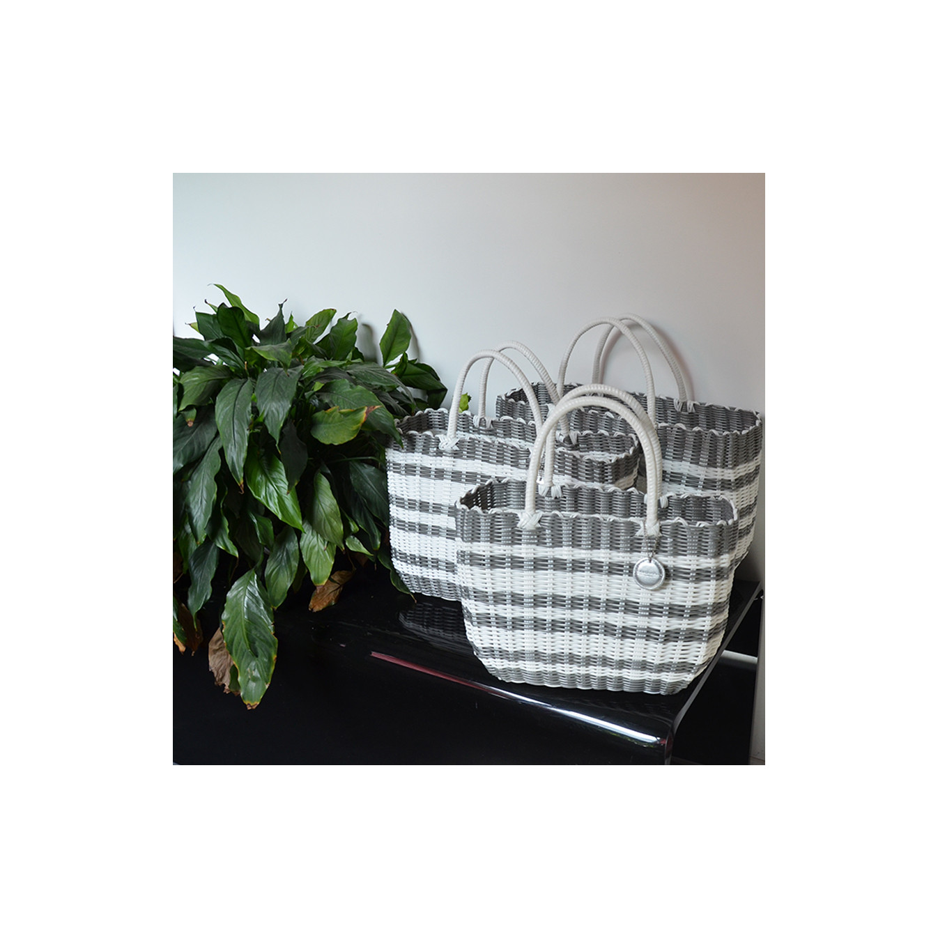 Le Voyage en Panier Luxidou Small White Silver Tote