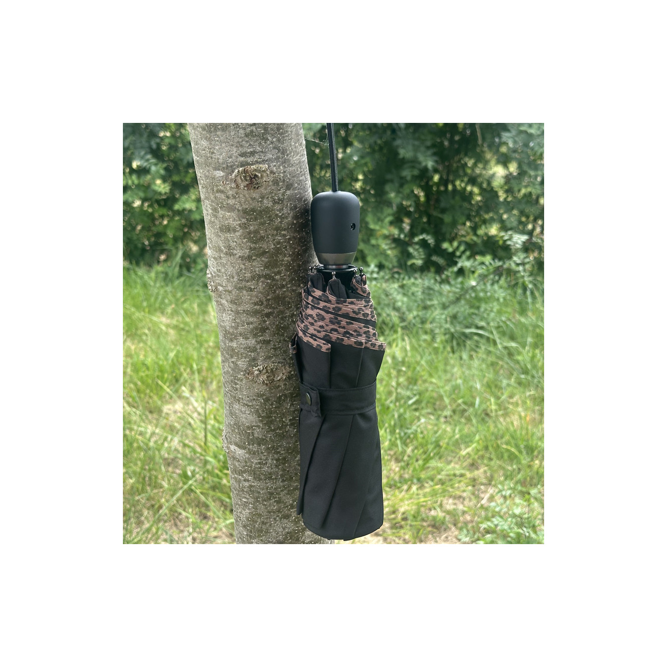 Piganiol x Arec Nut Folding Umbrella for Women Black / Leopard Bias