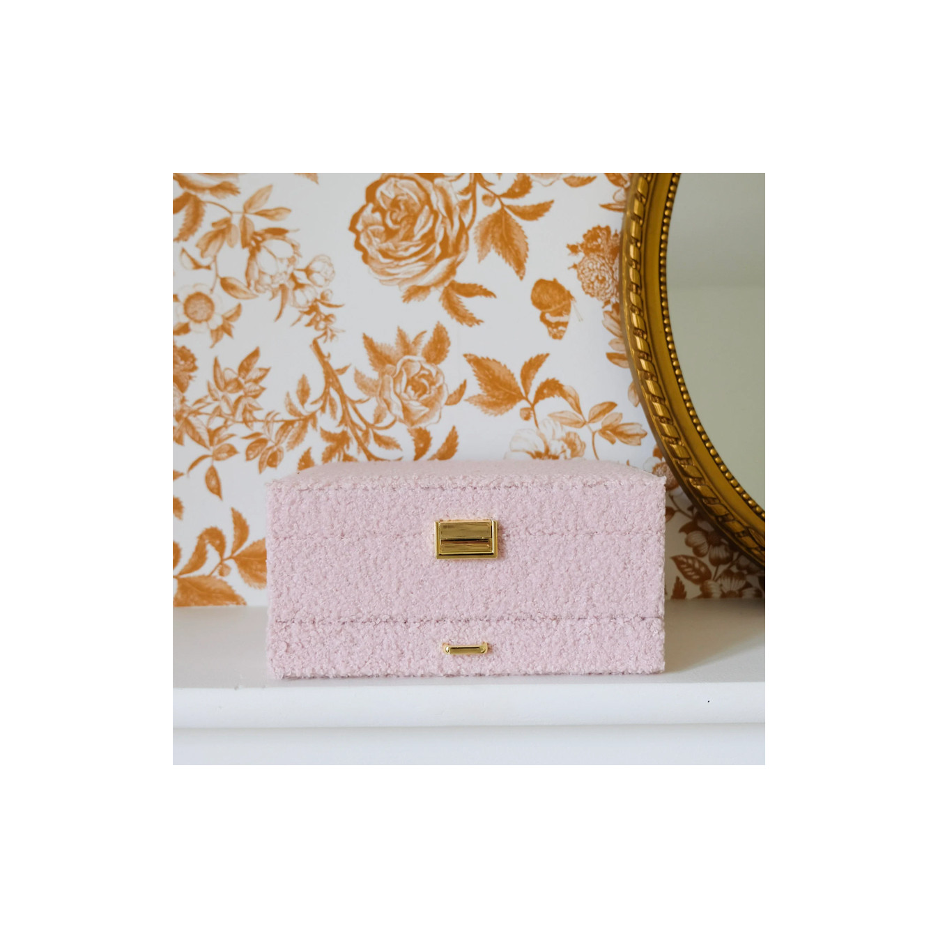 Maison Scarlett Denise Jewelry Box in Teddy Rose Plush