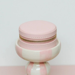 Maison Scarlett Travel Jewelry Box Yvonne in PU Leather Pink