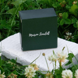 Maison Scarlett Travel Jewelry Box Yvonne in Lin Bordeaux