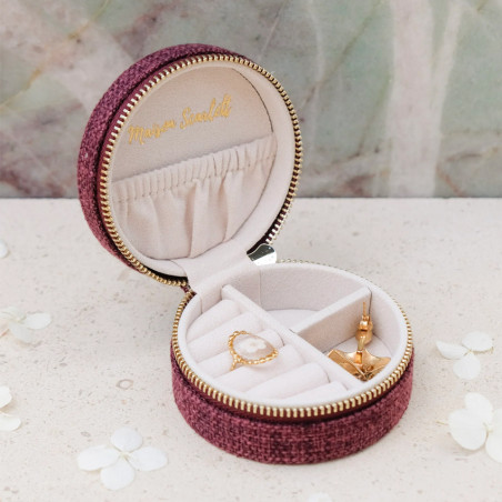 Maison Scarlett Travel Jewelry Box Yvonne in Lin Bordeaux