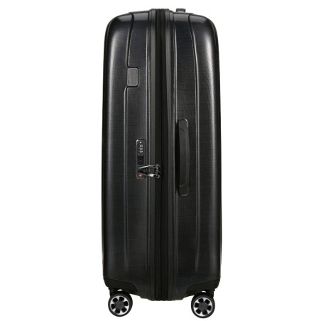 Samsonite Nexis 82cm Expandable Suitcase with 4 Wheels Onyxblack