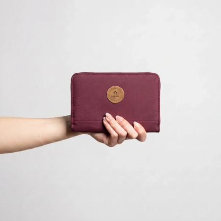 Cabaïa Wallet Medium Portefeuille et Compagnon Davao porté