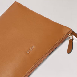 Guess Kirsten Shopping Bag and Removable Zippered Pocket 2-in-1 Nat...