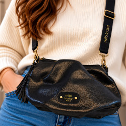Mila Louise Priscia GR Sac Bourse Effet Grainé & Brillant Brun Dark porté
