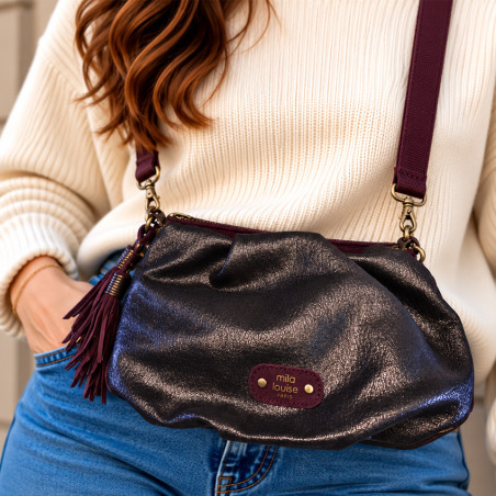 Mila Louise Priscia GR Sac Bourse Effet Grainé & Brillant Rouge Dark porté