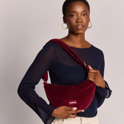 Hindbag Andrea Banana Bag in Organic Velvet Bordeaux