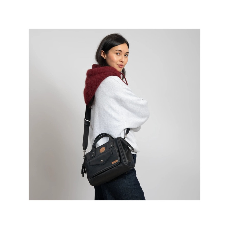 Cabaïa Crossbody Sac Porté Travers M Chelsea mannequin