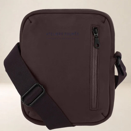 Ateliers Fourès Euclide Pochette Pour Homme En Cuir E200 Mustang face