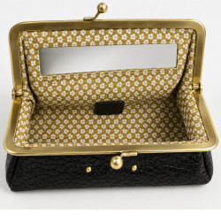 Mila Louise Peace E1 Trousse En Cuir Grainé & Son Miroir Rouge ouvert