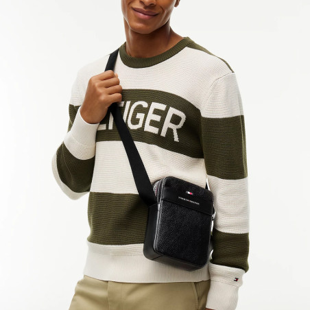 Tommy Hilfiger TH Central Vertical Crossbody Bag Grainy Finish Bds ...