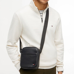 Tommy Hilfiger TH Fondation Pochette Bandoulière Aux Détails Perfor...