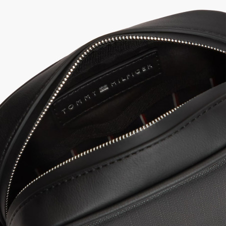 Tommy Hilfiger TH Textured Pochette Bandoulière Finition Toile Texturée Bds Black ouvert