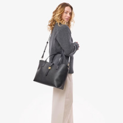 Chabrand By Chabrand Maya Grand Sac Shopping Effet Grainé Noir porté
